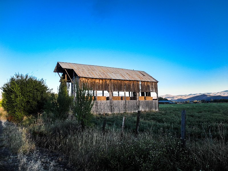 DSCN7726-Edit.jpg - Abandoned Barn, Halfway, OR