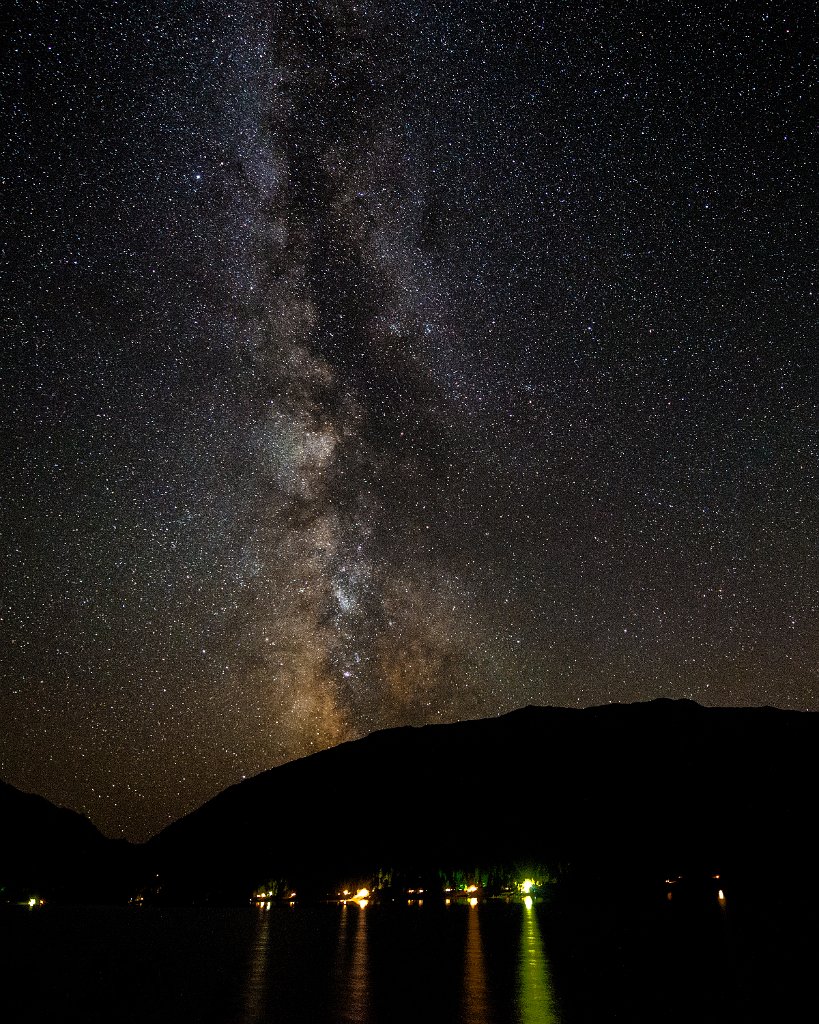 D80_8146.jpg - Milky Way across Wallowa Lake