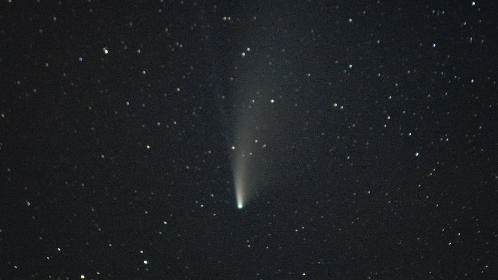 Sequator-1.jpg - Comet NEOWISE