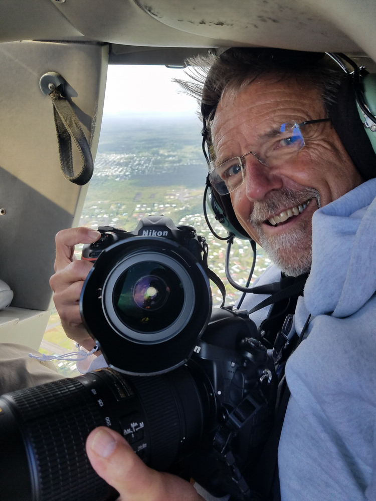 20170630_084011-2.jpg - Hawaii, helicopter flight over the volcano