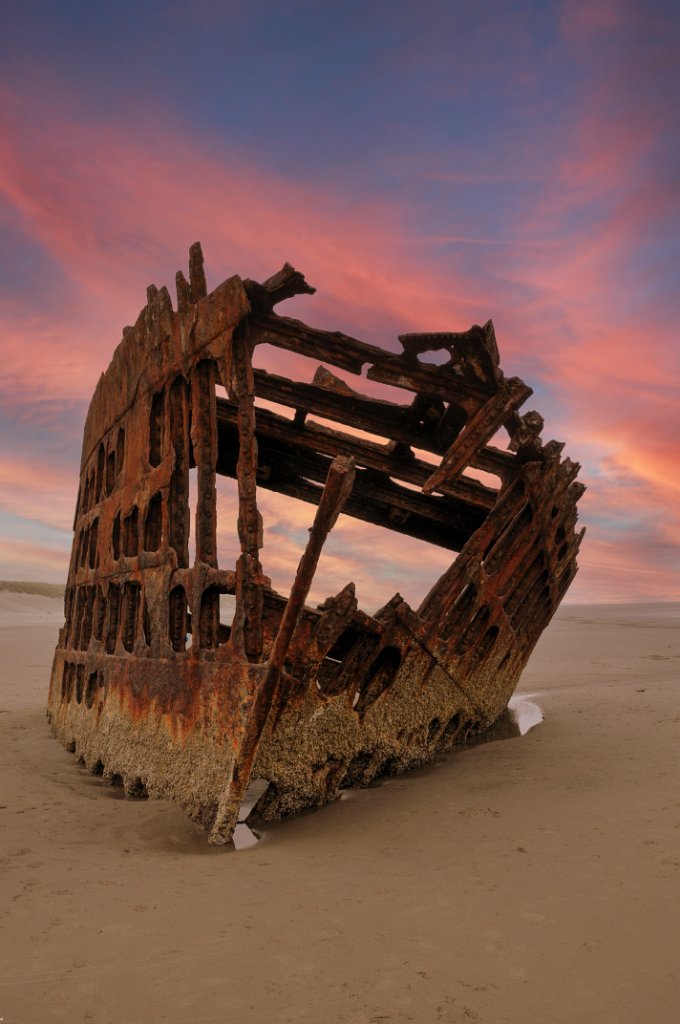 D08_2001-Edit.jpg - Peter Iredale Shipwreck