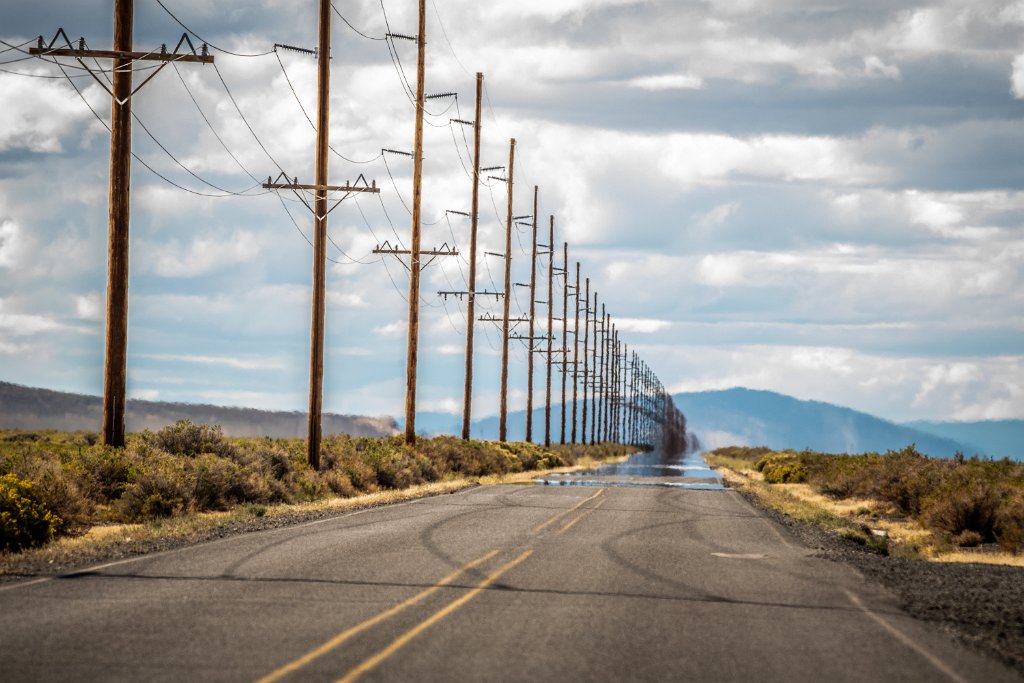 D85_0339.jpg - Perspective, near Hines, OR