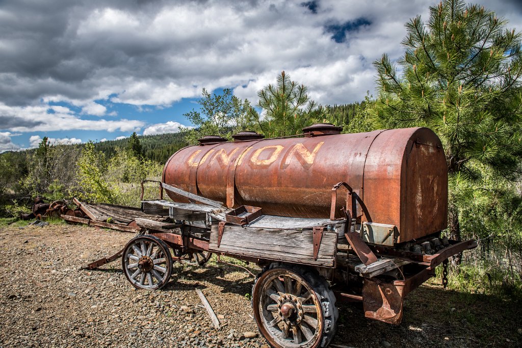 D05_9425.jpg - Union Fuel Tanker, Sumpter, OR