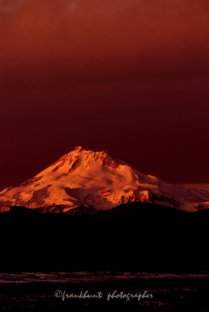 Mt_Jefferson_Sunrise.jpg