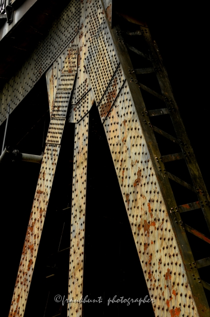 Steel_Bridge-1.jpg